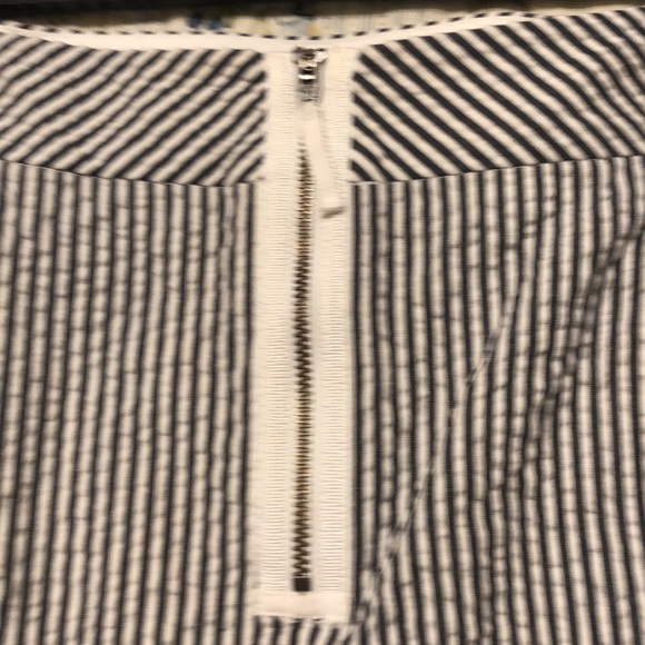 J Crew Pencil Skirt - Picture 3 of 10